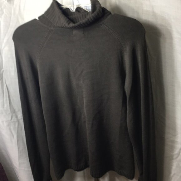 INC Long Sleeve Rayon Blend Turtleneck - Picture 2 of 5